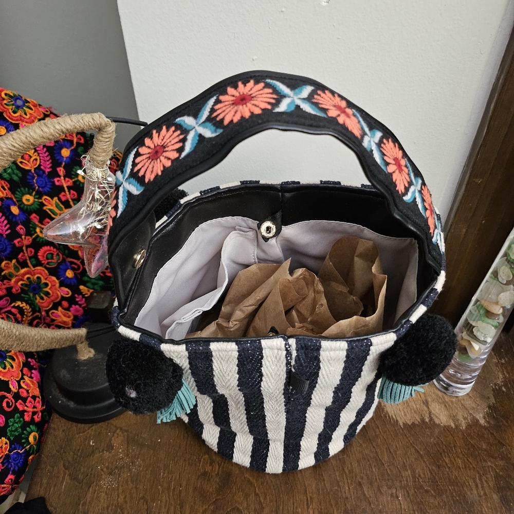 ♡ Boho♡ Unique Bucket Bag🌺